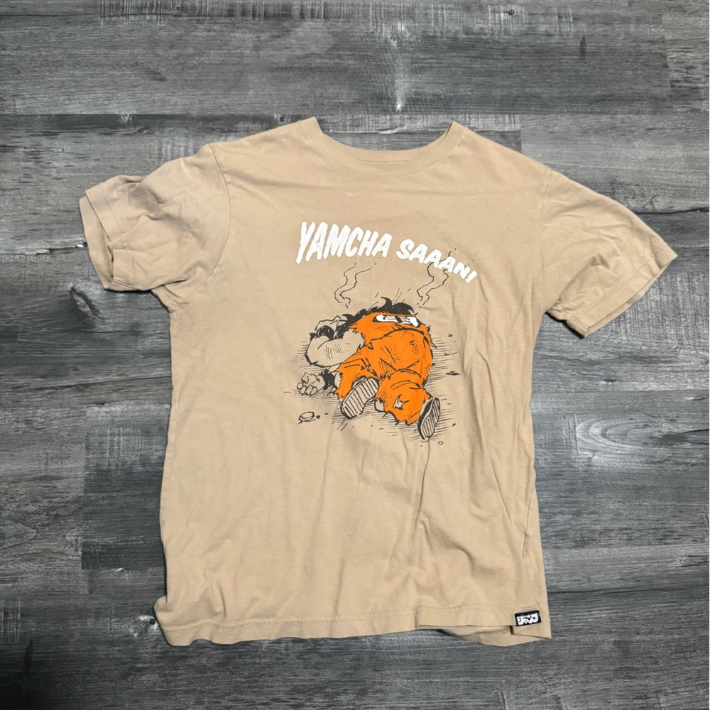 Uniqlo dragon ball collab T-shirt